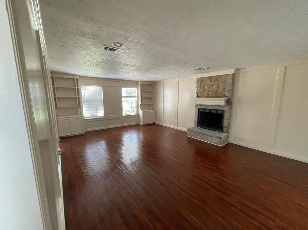 25102 Kingsdown Dr, Spring TX  77389-3342 exterior