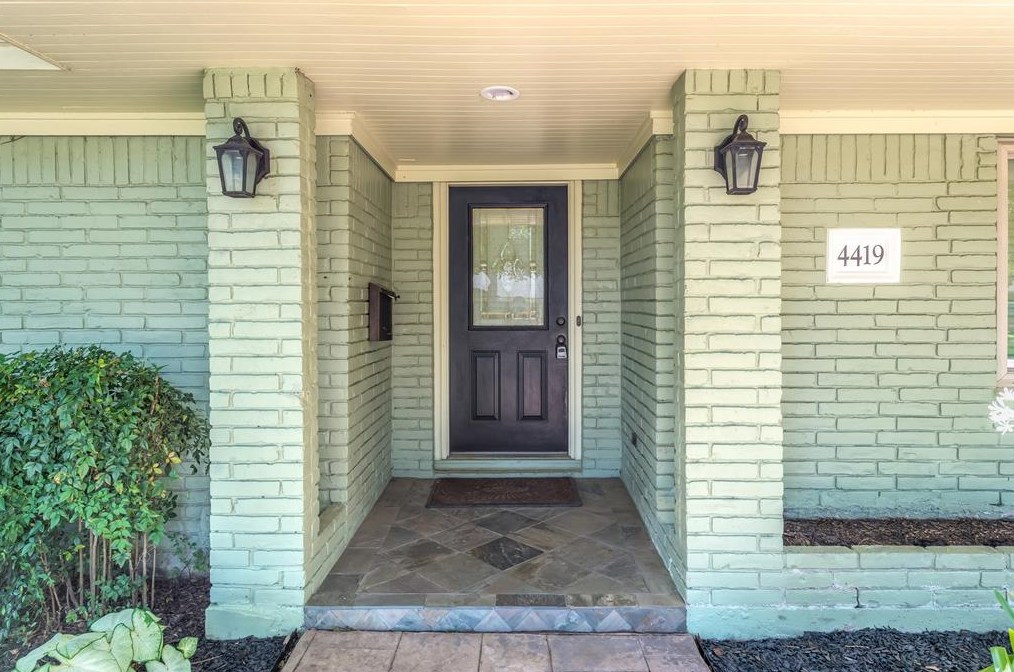 4419 Waynesboro Dr, Houston, TX 77035