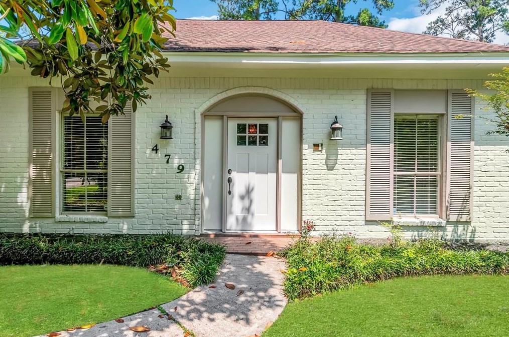 479 Old Hickory Dr, Conroe, TX 77302-3077