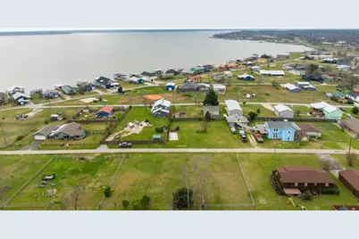177 6th Avenue, Onalaska, TX 77360 - Photo 6