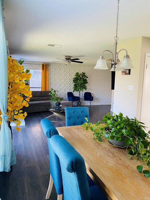 15506 Scenic Hvn Dr, Houston TX  77083-5451 exterior