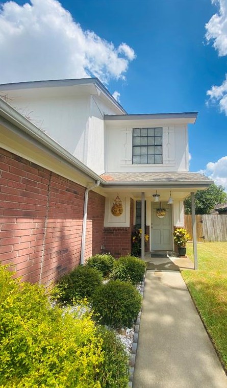 15506 Scenic Hvn Dr, Houston TX  77083-5451 exterior