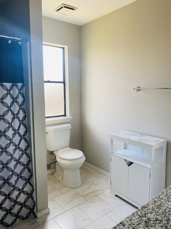 15506 Scenic Hvn Dr, Houston TX  77083-5451 exterior