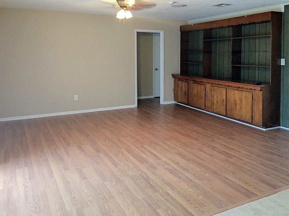 12534 Gotham Dr, Houston TX  77089-6111 exterior