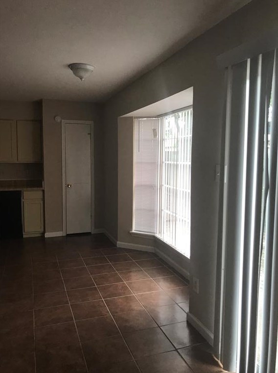 16414 Amargos Dr, Houston, TX 77083