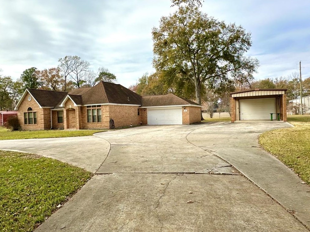 11403 W Jayhawk St, Houston, TX 77044