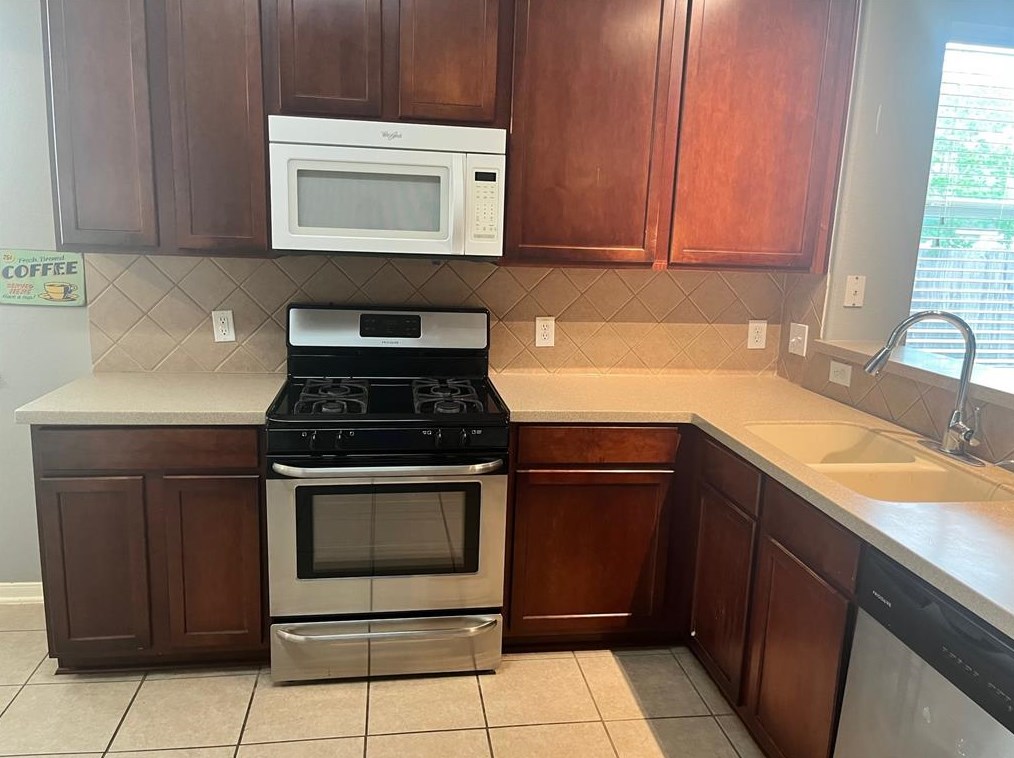 727 Northridge Terrace Ln, Spring TX  77373-5680 exterior