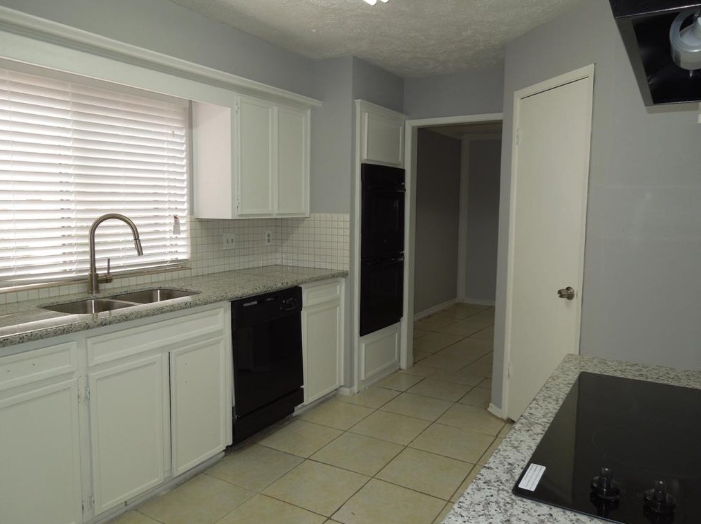 1355 Westgreen Blvd, Katy, TX 77450