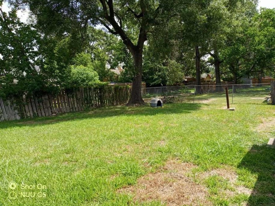 14531 Dartwood Dr, Houston, TX 77049-3803