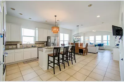 1035 Rollover Circle, Gilchrist, TX 77617 - Photo 24