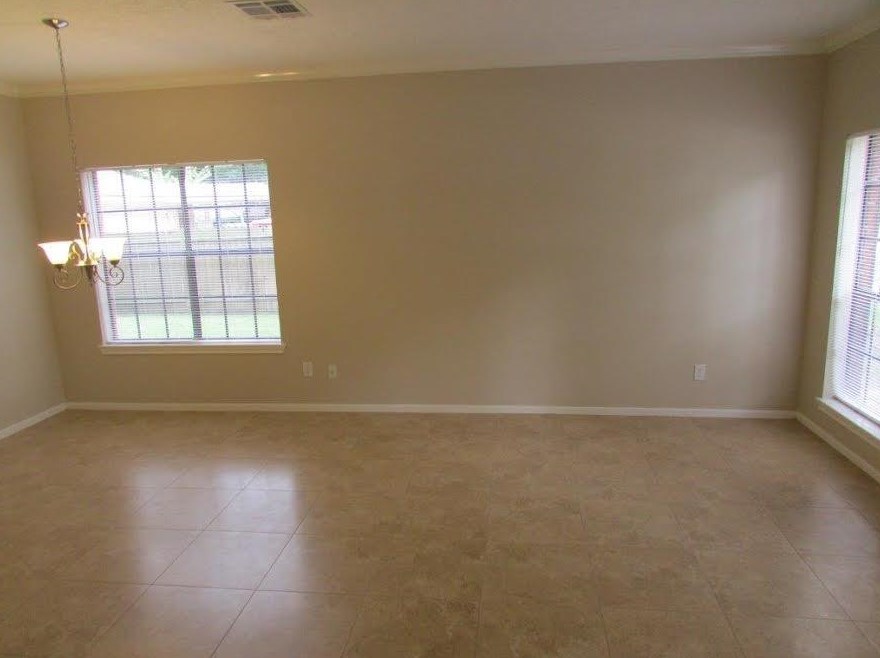 14 Amber Sky Pl, Spring TX  77381-4477 exterior