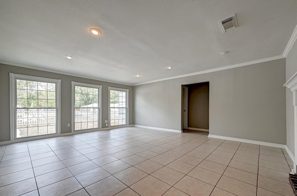 10804 Flaxman St, Houston TX  77029-3755 exterior