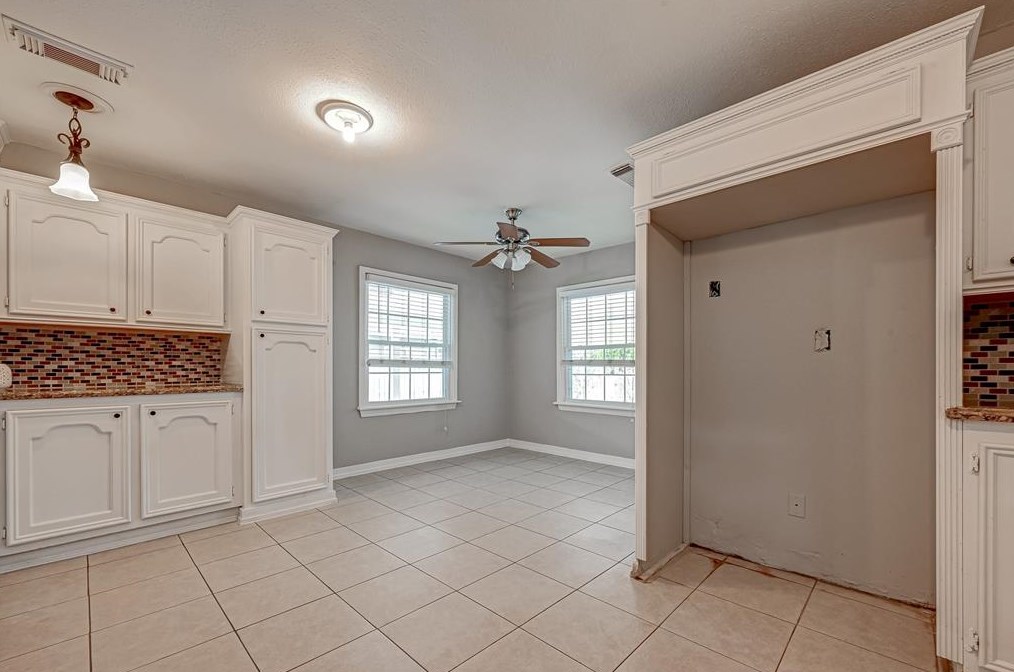 10804 Flaxman St, Houston TX  77029-3755 exterior