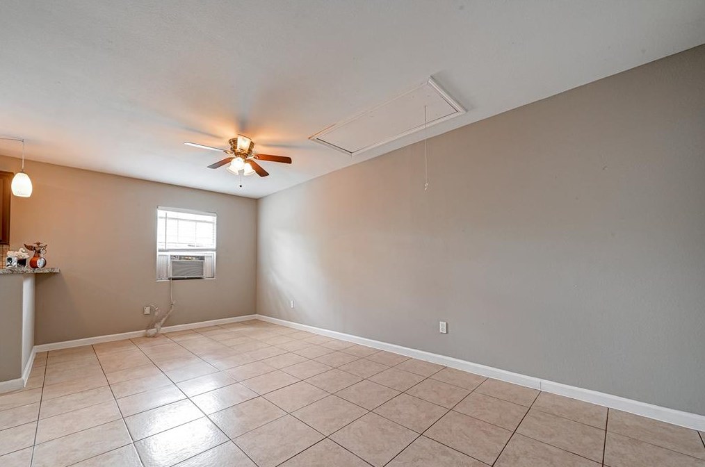 10804 Flaxman St, Houston TX  77029-3755 exterior