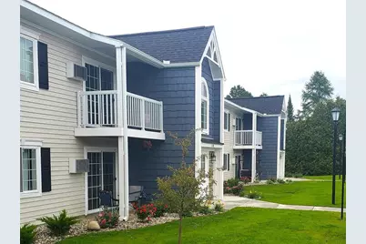 1301 Crestview Dr, Petoskey, MI 49770 - Photo 4