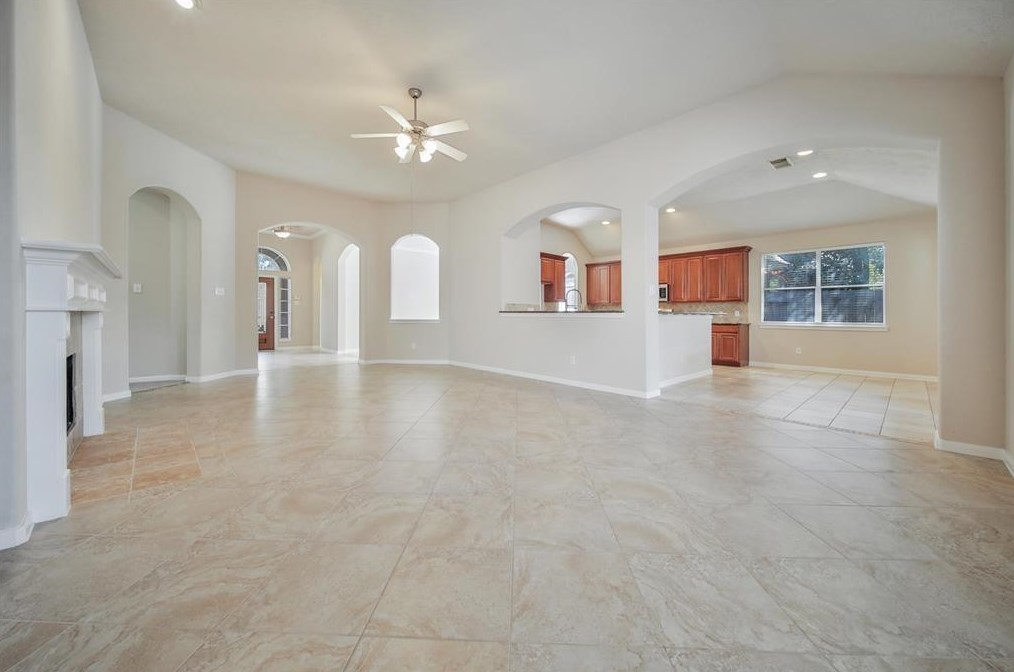 22 Archwyck Cir, Spring TX  77382-2410 exterior