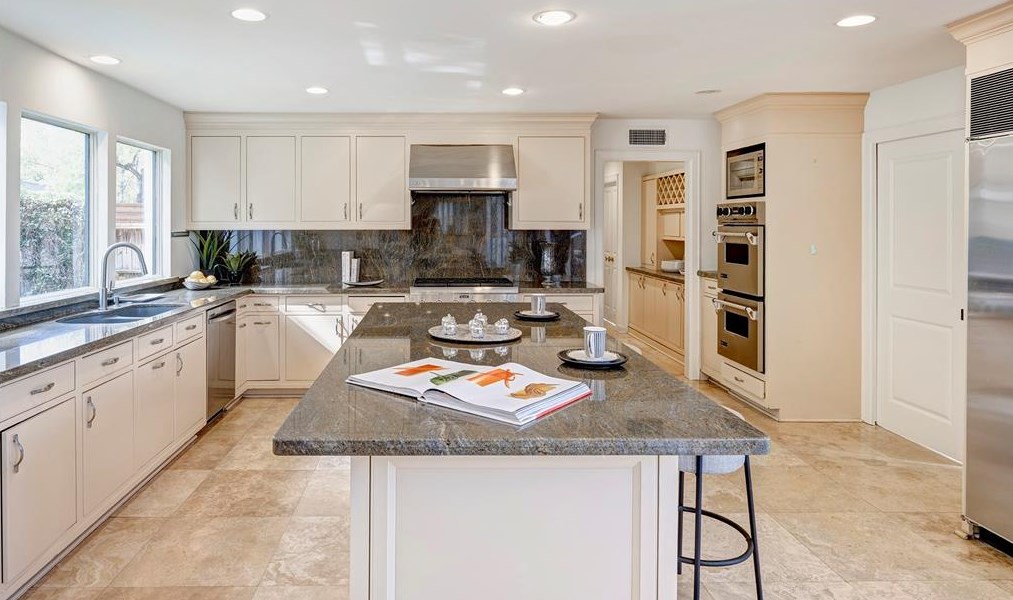 11003 April Way, Houston TX exterior