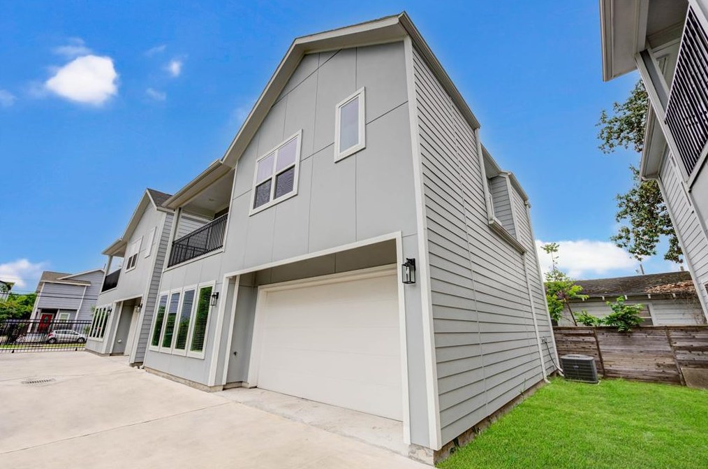 1116 Bunton St, Houston, TX 77009