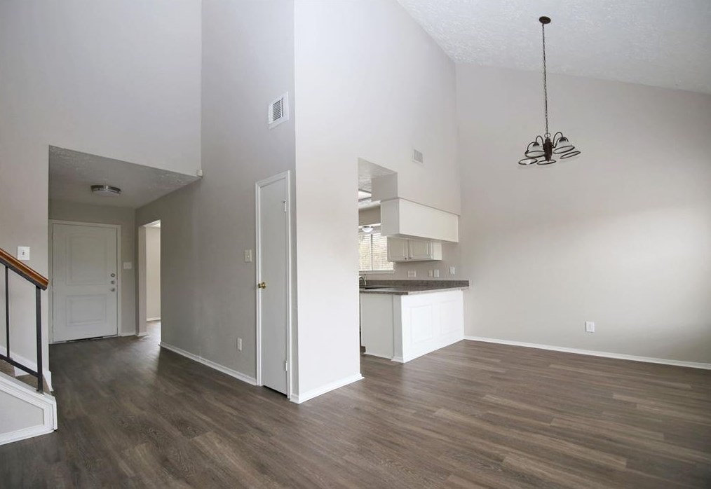 8618 Hazy Meadow Ln, Houston, TX 77040