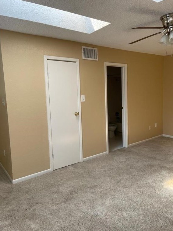 10855 Meadowglen Ln, Houston TX  77042-4000 exterior