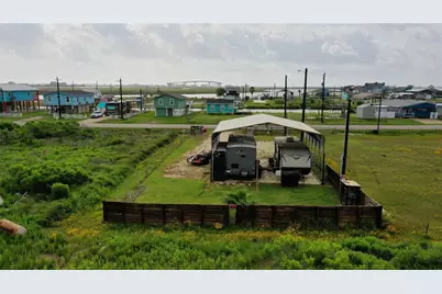 876 County Road 201, Sargent, TX 77414 - Photo 6