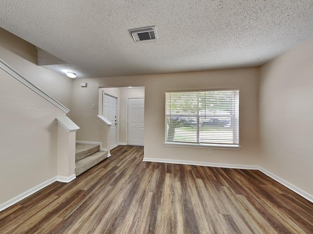 3259 Jorns St, Houston, TX 77045