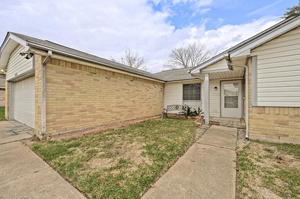 20226 Beechview Ln, Katy TX  77449-3125 exterior
