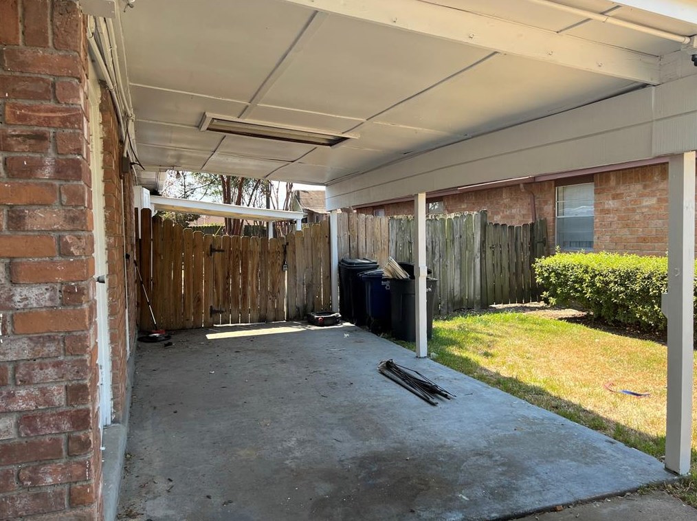 1819 Cardinal Dr, League City, TX 77573