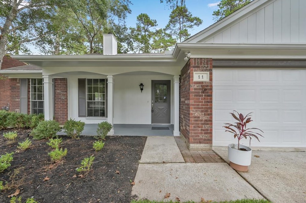 11 Elm Branch Pl, Spring, TX 77380-2727