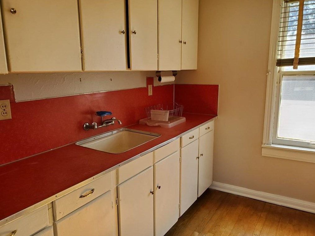 2531 Stevens St, Houston, TX 77026-6326