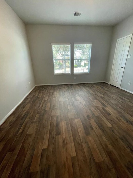 1502 Claremont Garden Cir, Houston, TX 77047
