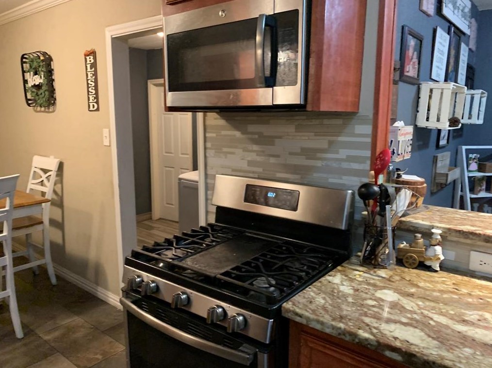 534 Globe St, Houston TX  77034-1005 exterior