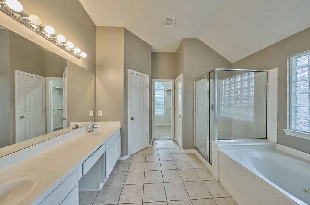 13618 Ingle Oak Ct, Houston TX  77041-1272 exterior