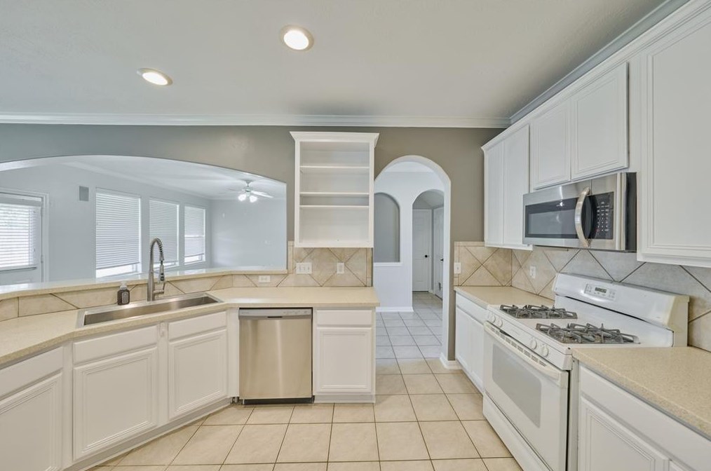 13618 Ingle Oak Ct, Houston TX  77041-1272 exterior