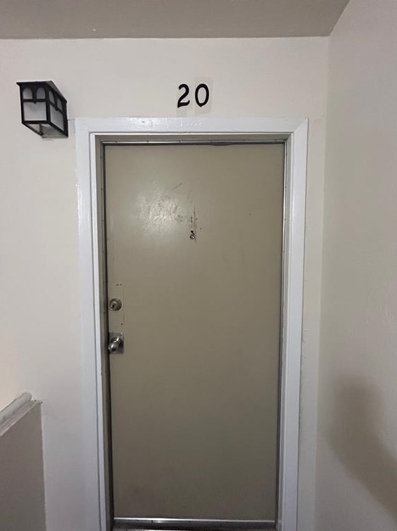 3629 N Macgregor Way #20, Houston, TX 77004