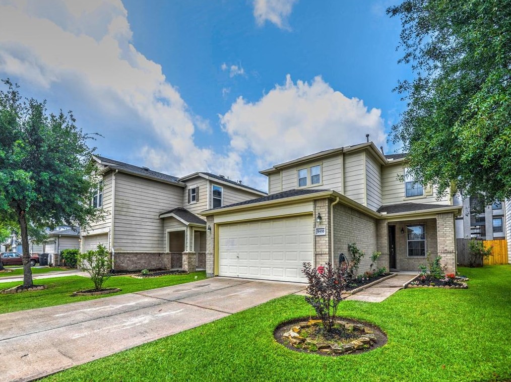 9410 Gnarled Chestnut Ct, Houston, TX 77075-3430