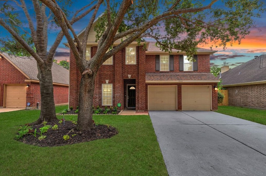 9922 Pale Star Dr, Houston, TX 77064-5440