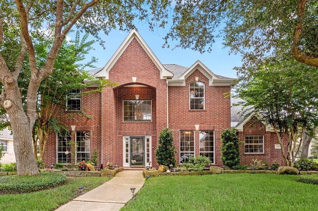 3811 Hanberry Ln, Pearland, TX 77584