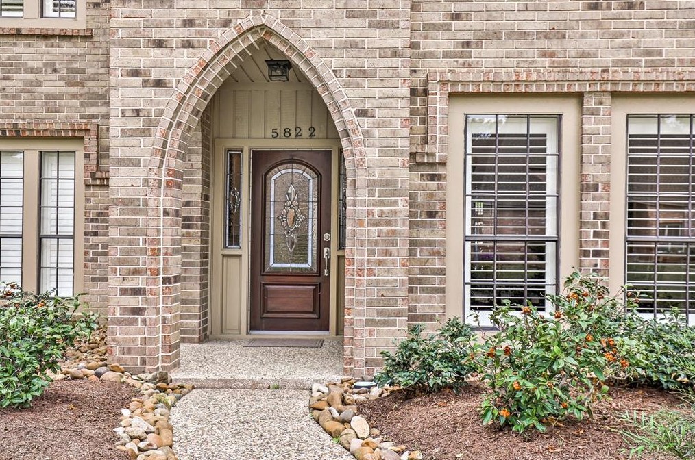 5822 Berkshire Hills Dr, Humble, TX 77345-1830