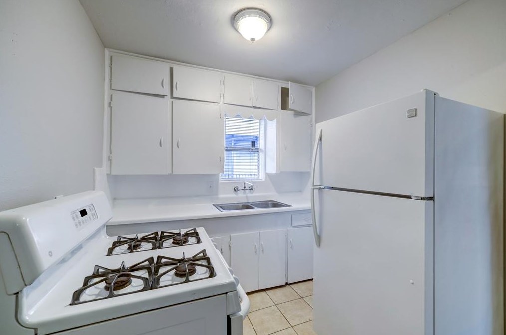 2202 Park St #10, Houston, TX 77019