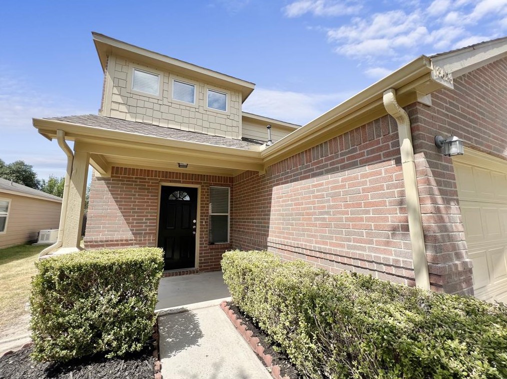 18626 Prairie Larkspur Dr, Houston, TX 77073-4416