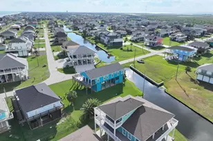 936 Surf Rd, Crystal Beach, TX 77650 - Photo 48