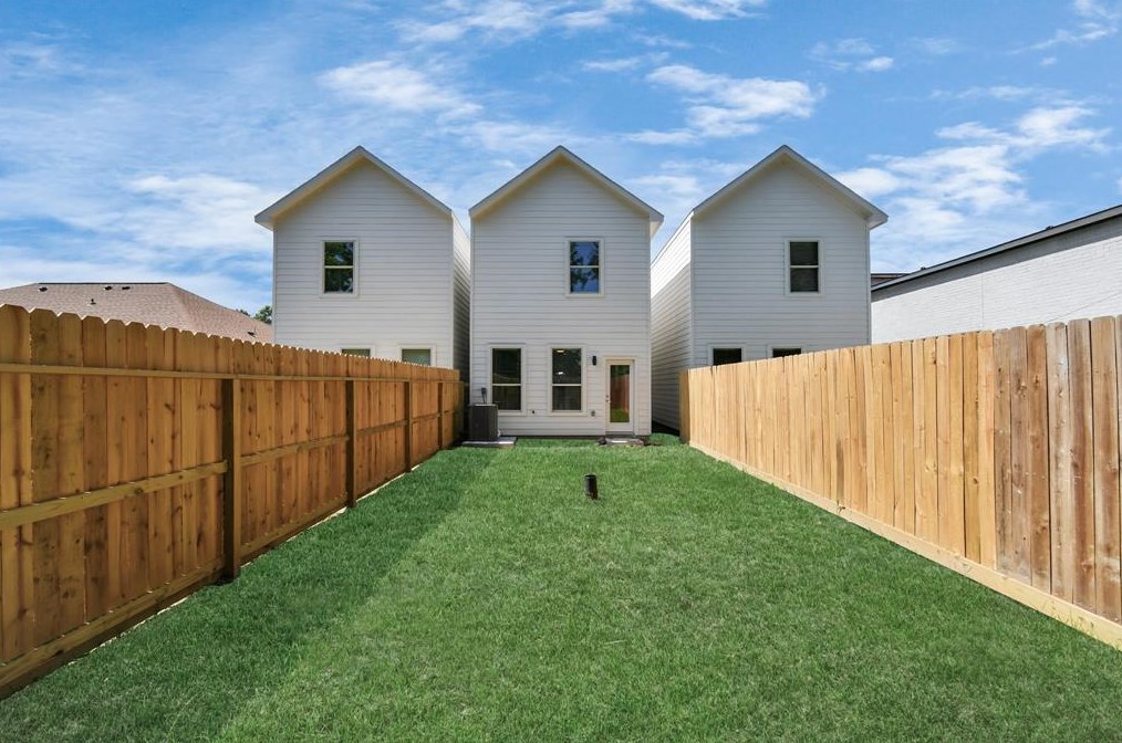 1018 Randolph, Houston TX  exterior