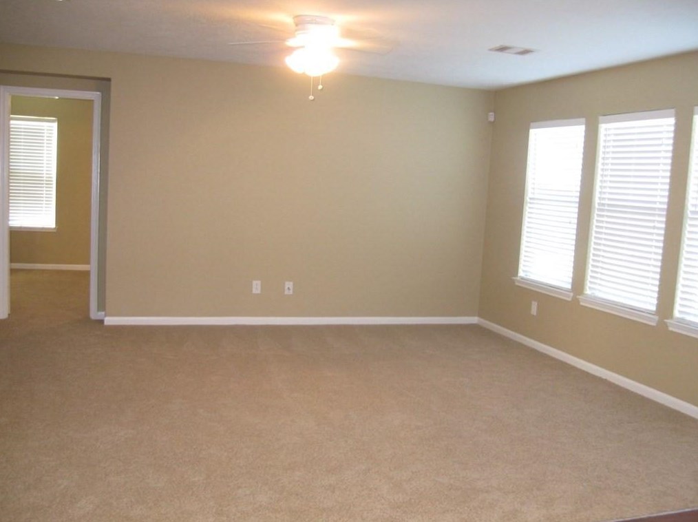 15507 Liberty Bluff Dr, Houston TX  77049-3975 exterior