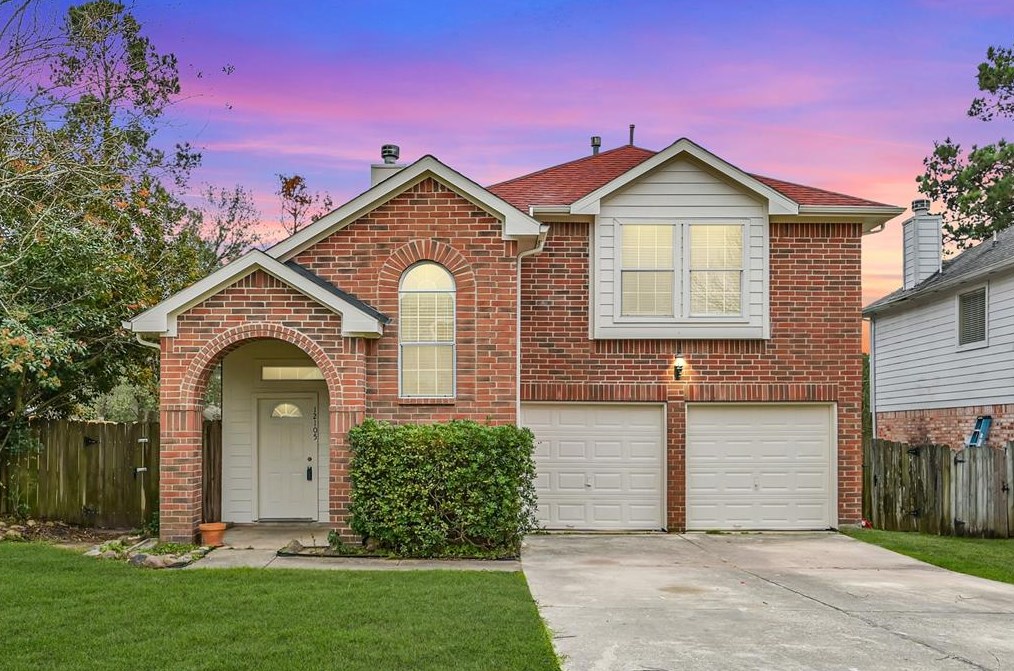 12105 La Salle Oaks, Conroe, TX 77304