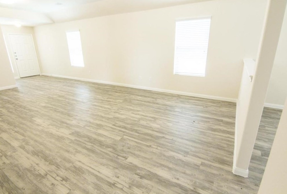 5703 Plantation Forest Dr, Katy TX  77449-1575 exterior