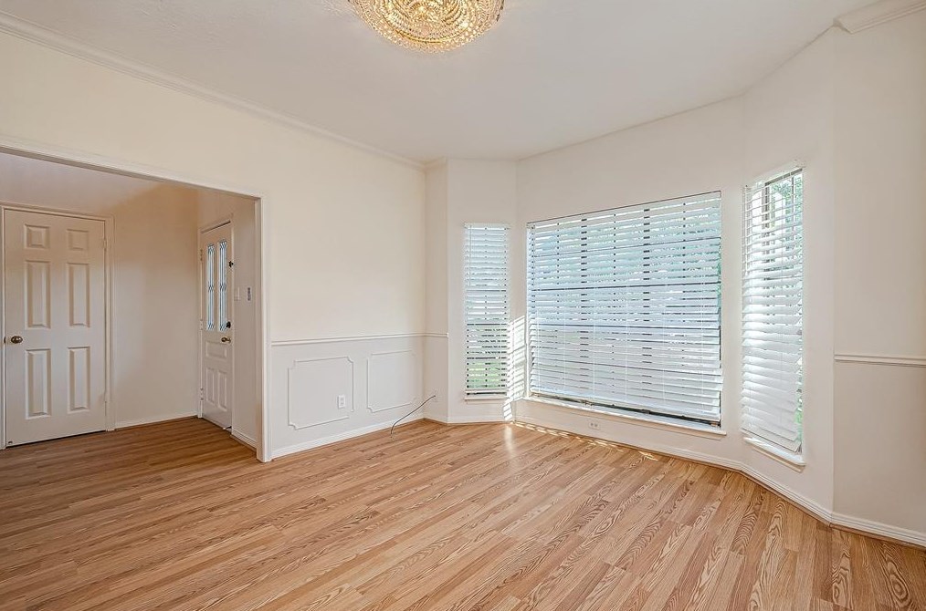 12138 Ella Lee Ln, Houston TX  77077-6007 exterior