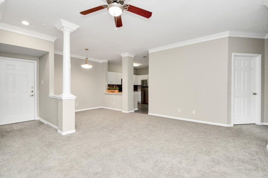 2222 Maroneal St #1912, Houston, TX 77030