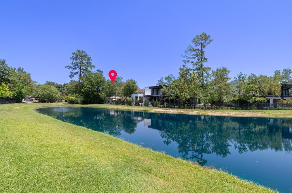 23 Bayou Club Ct, Spring TX  77389-4091 exterior