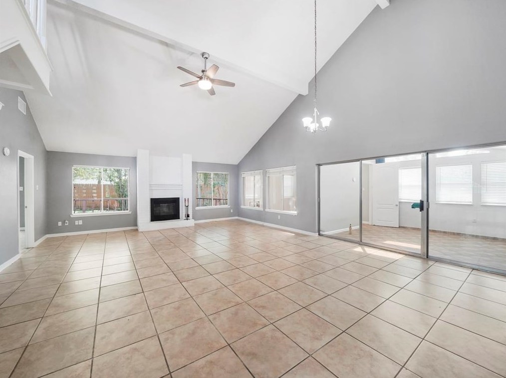3207 S Greenpark Dr, Houston, TX 77082